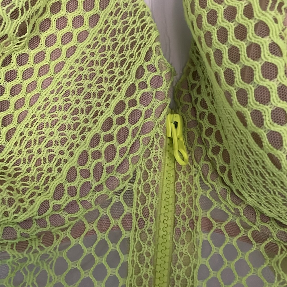 Victoria Secret neon yellow size 36dd bra. Zip up - Picture 2 of 7